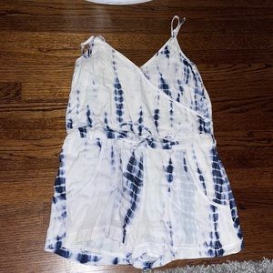 Short sleeve romper